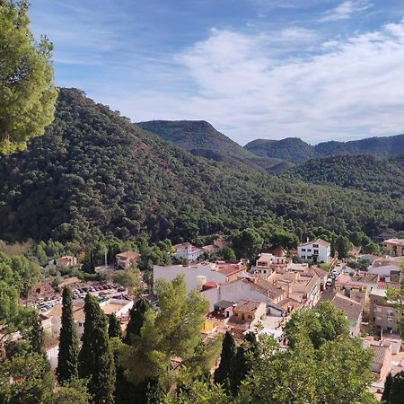 Chalet Montprats, Serra Luaran gambar