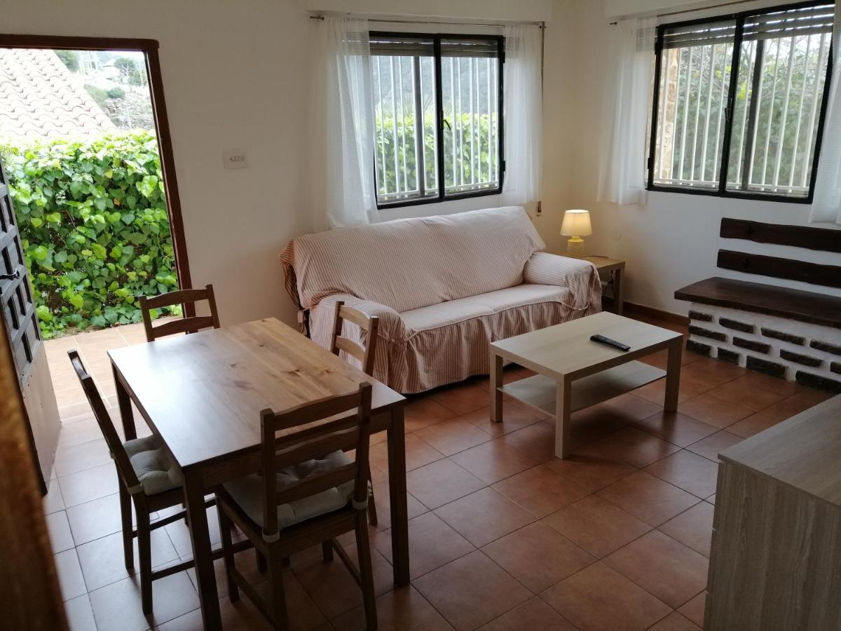 Chalet Montprats, Serra Luaran gambar