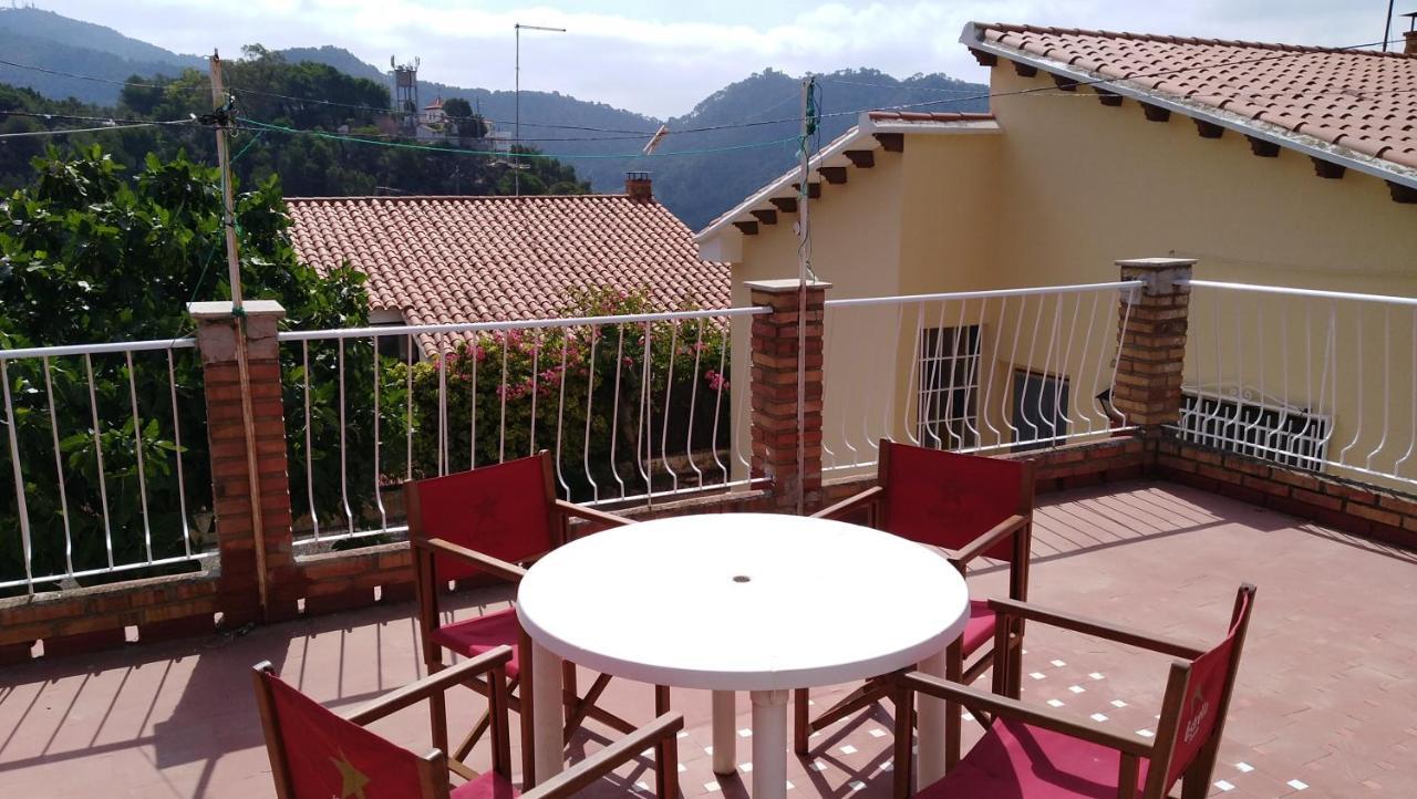 Chalet Montprats, Serra Luaran gambar