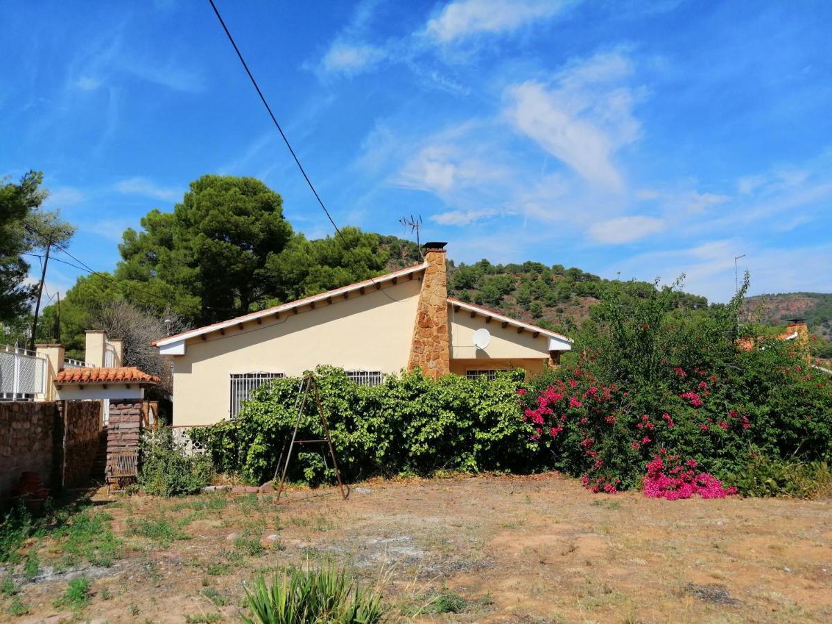 Chalet Montprats, Serra Luaran gambar